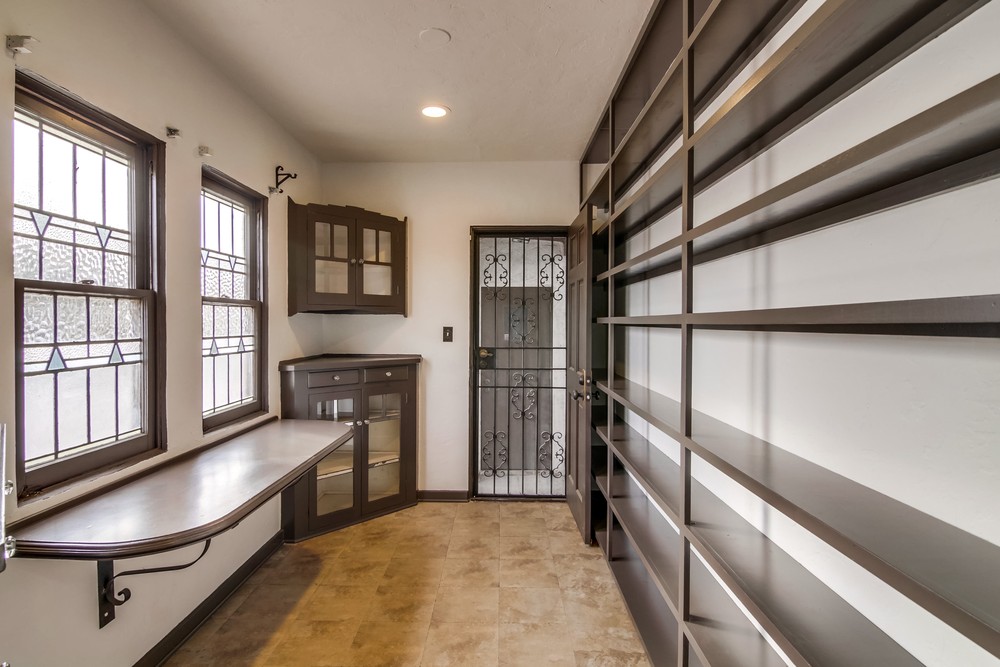 Virtual tour photo 29 of 51 for 4950 Kensington Dr