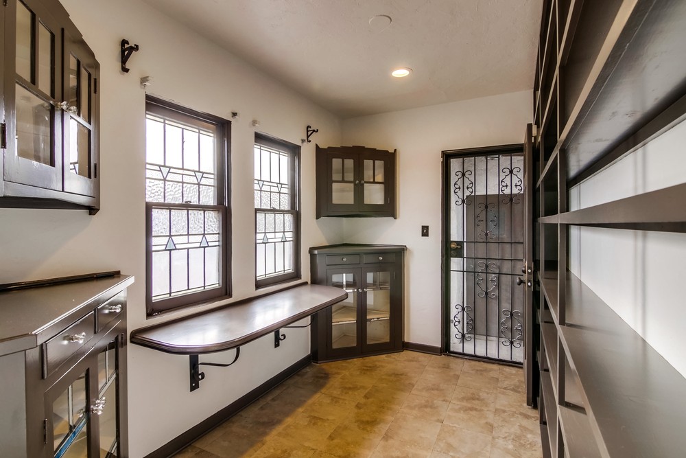 Virtual tour photo 30 of 51 for 4950 Kensington Dr