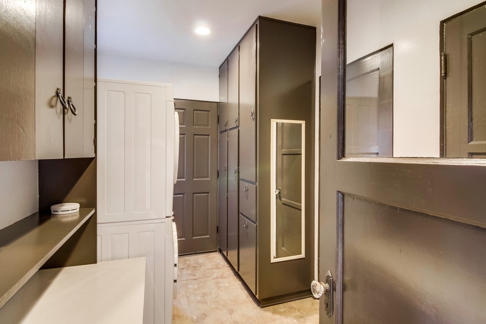Virtual tour photo 31 of 51 for 4950 Kensington Dr