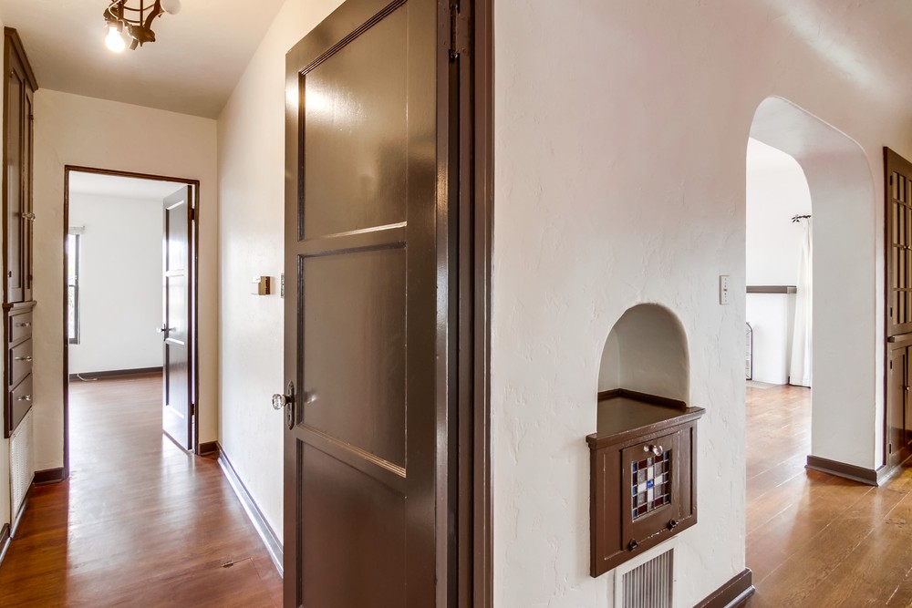 Virtual tour photo 33 of 51 for 4950 Kensington Dr