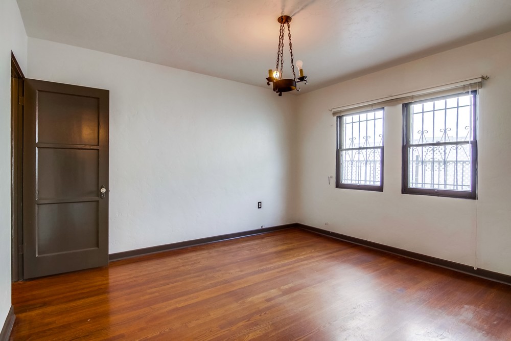 Virtual tour photo 36 of 51 for 4950 Kensington Dr