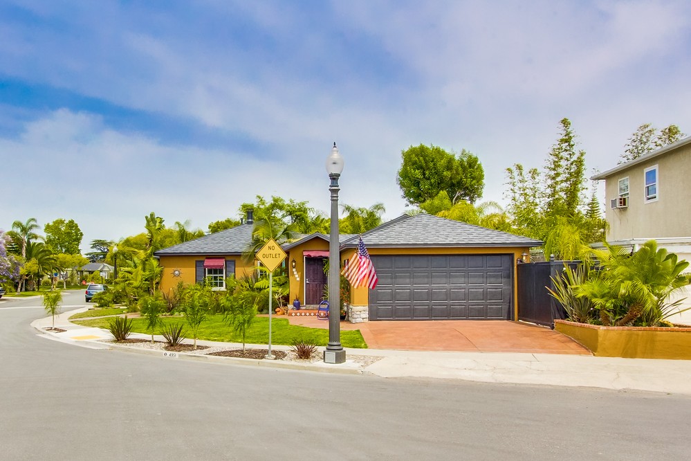 Virtual tour photo 1 of 66 for 4951 Lucille Drive