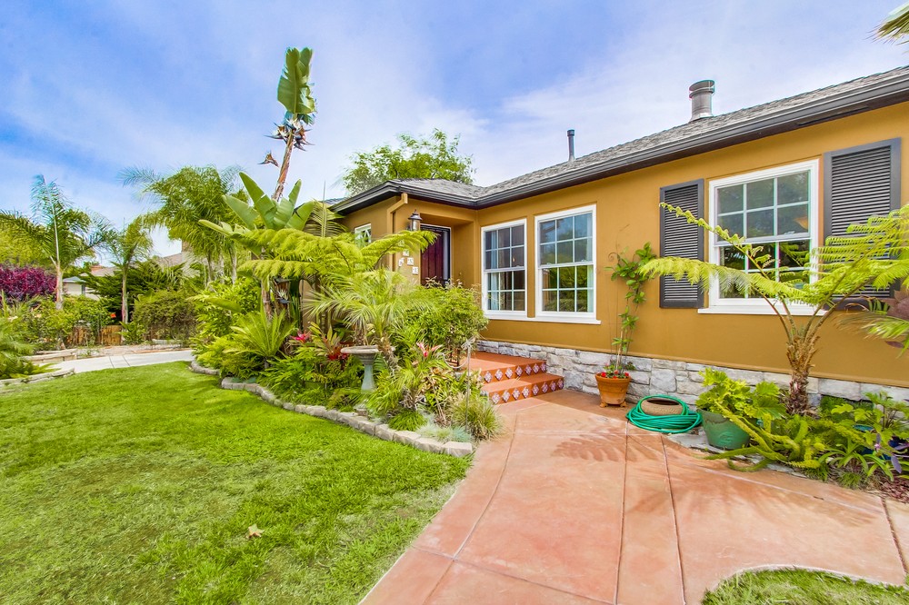 Virtual tour photo 6 of 66 for 4951 Lucille Drive