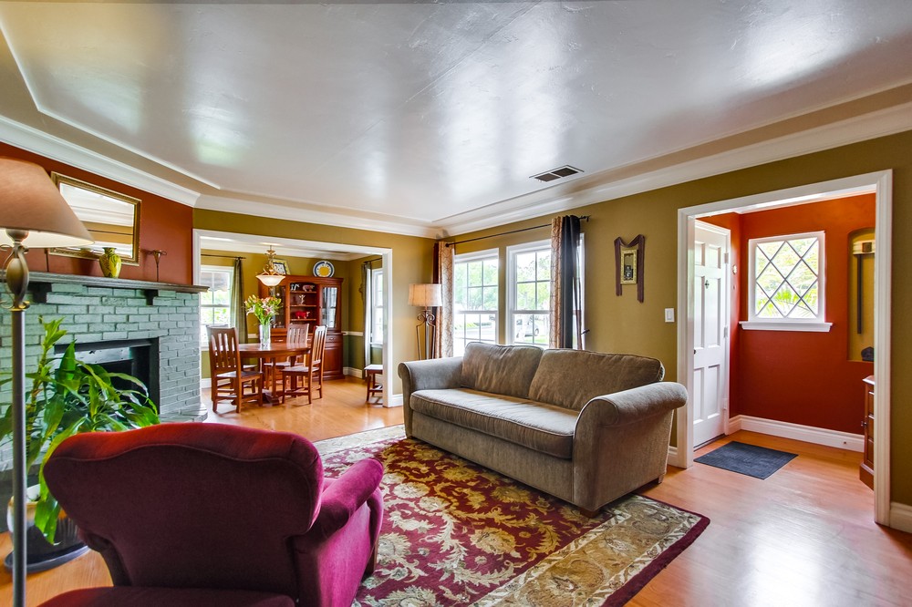 Virtual tour photo 16 of 66 for 4951 Lucille Drive
