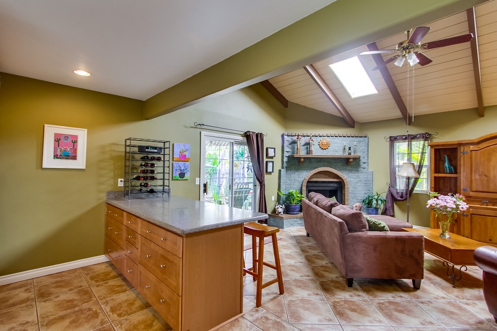 Virtual tour photo 27 of 66 for 4951 Lucille Drive