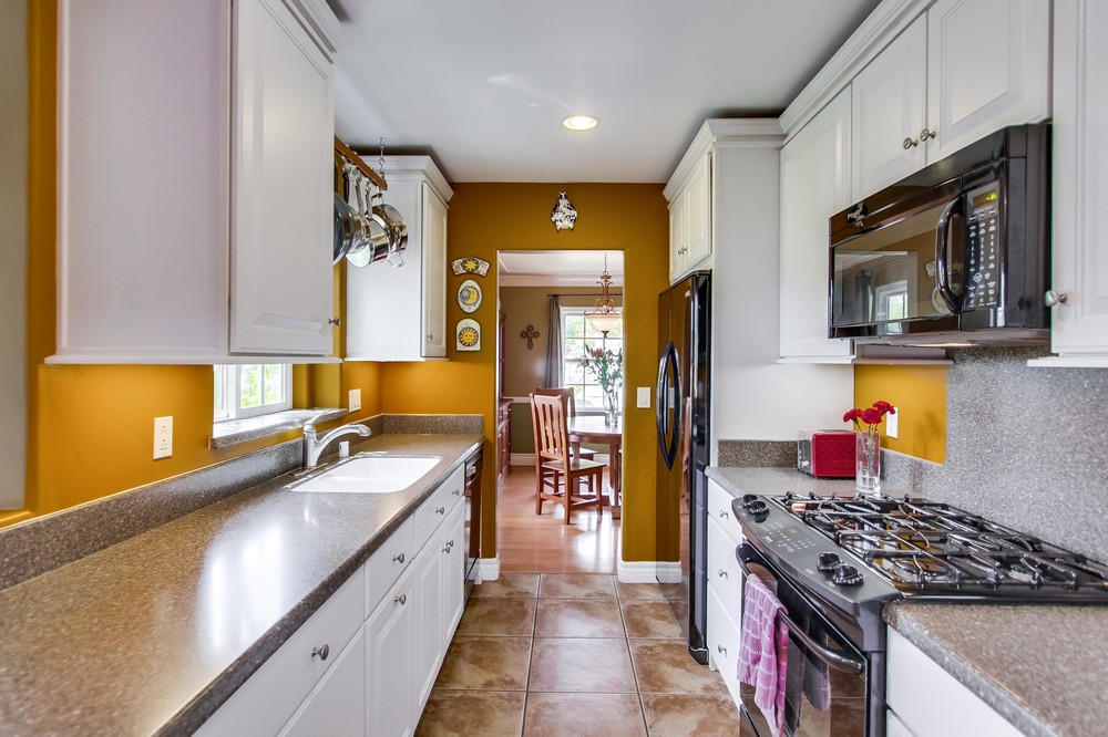 Virtual tour photo 31 of 66 for 4951 Lucille Drive