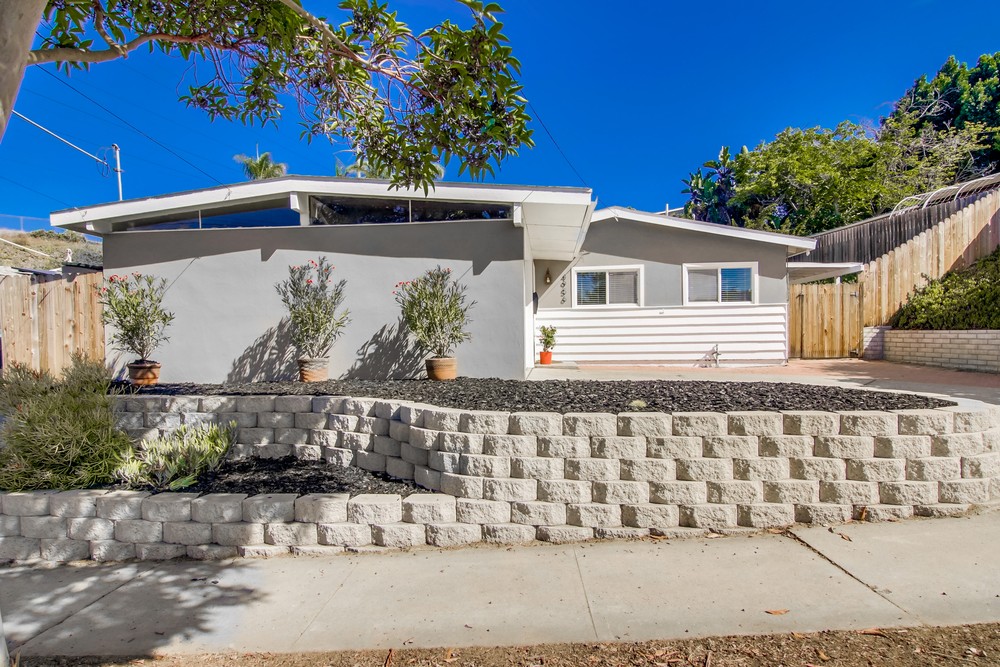 Virtual tour photo 4 of 49 for 4956 Acuna St