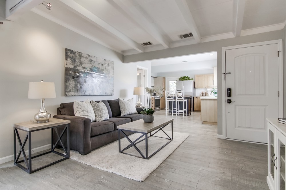 Virtual tour photo 10 of 49 for 4956 Acuna St