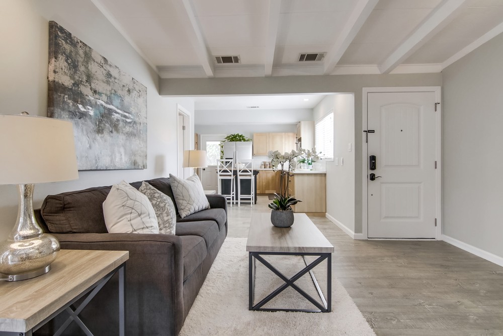 Virtual tour photo 11 of 49 for 4956 Acuna St