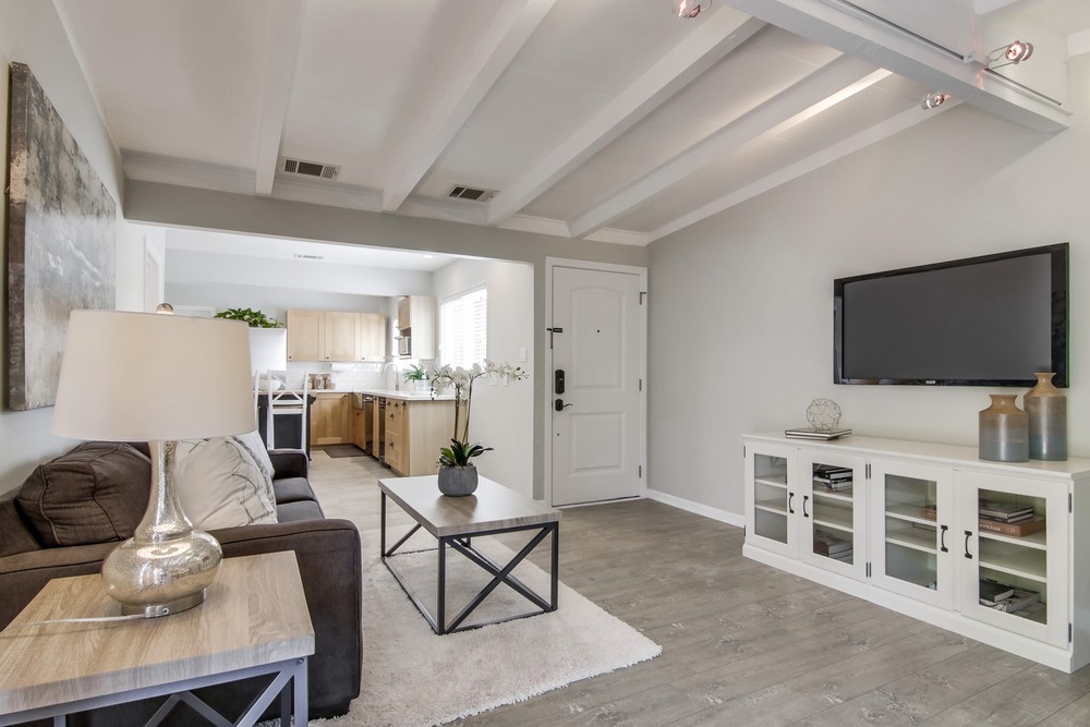 Virtual tour photo 12 of 49 for 4956 Acuna St