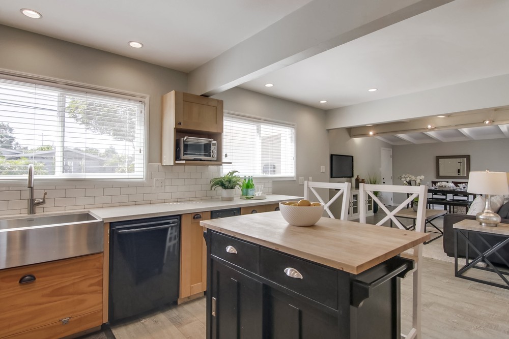 Virtual tour photo 21 of 49 for 4956 Acuna St