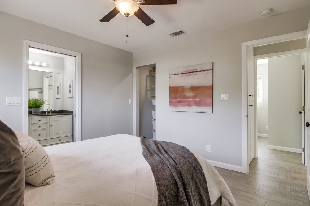 Virtual tour photo 29 of 49 for 4956 Acuna St