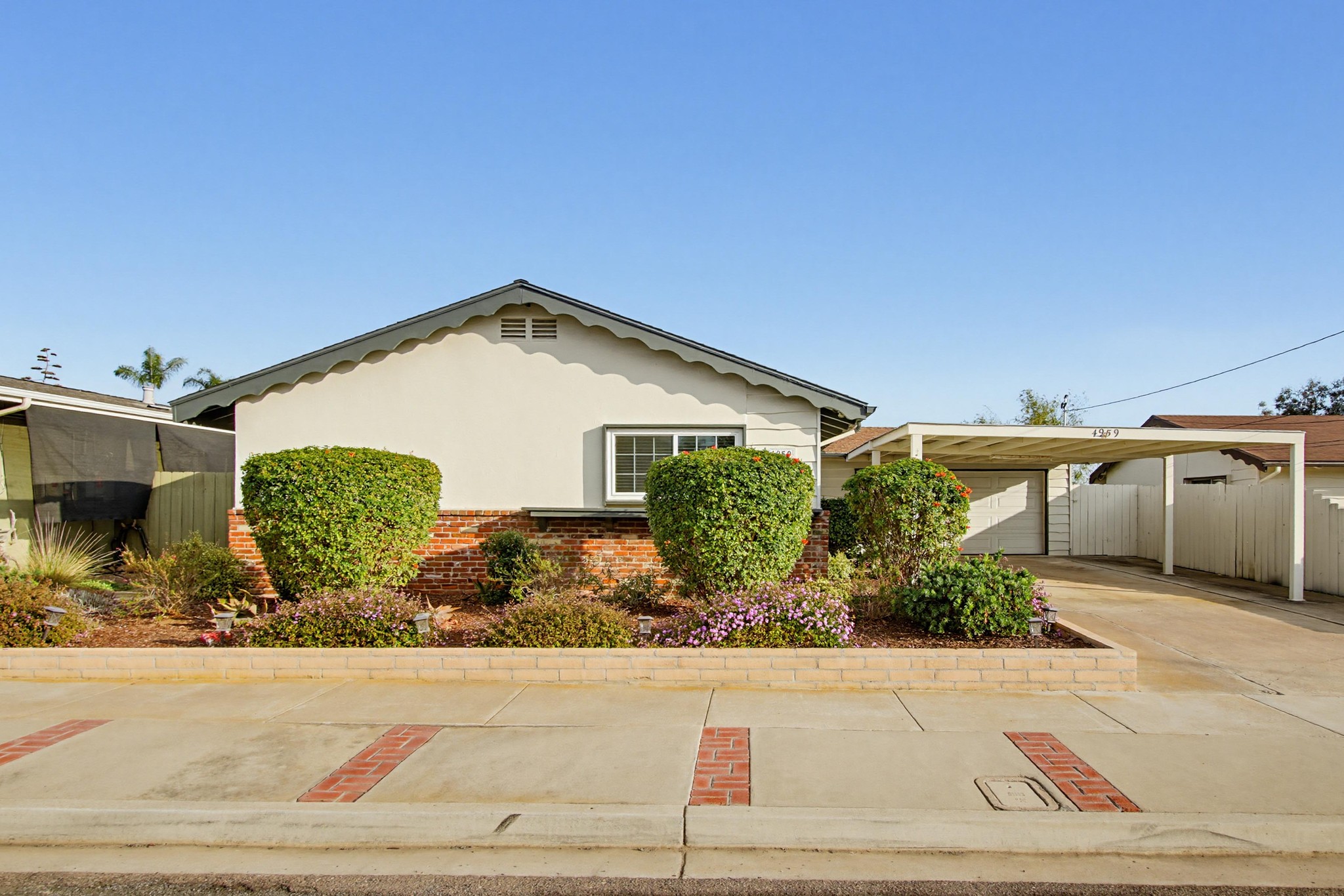Virtual tour photo 3 of 53 for 4959 Mt Ashmun Dr