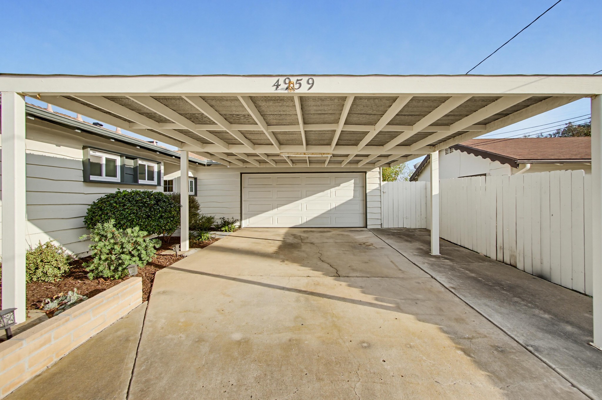 Virtual tour photo 5 of 53 for 4959 Mt Ashmun Dr