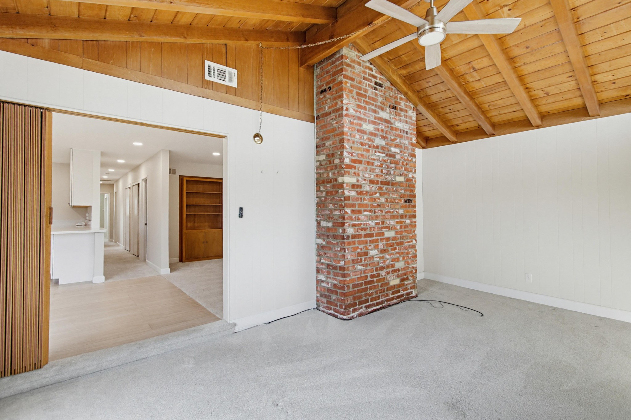 Virtual tour photo 20 of 53 for 4959 Mt Ashmun Dr