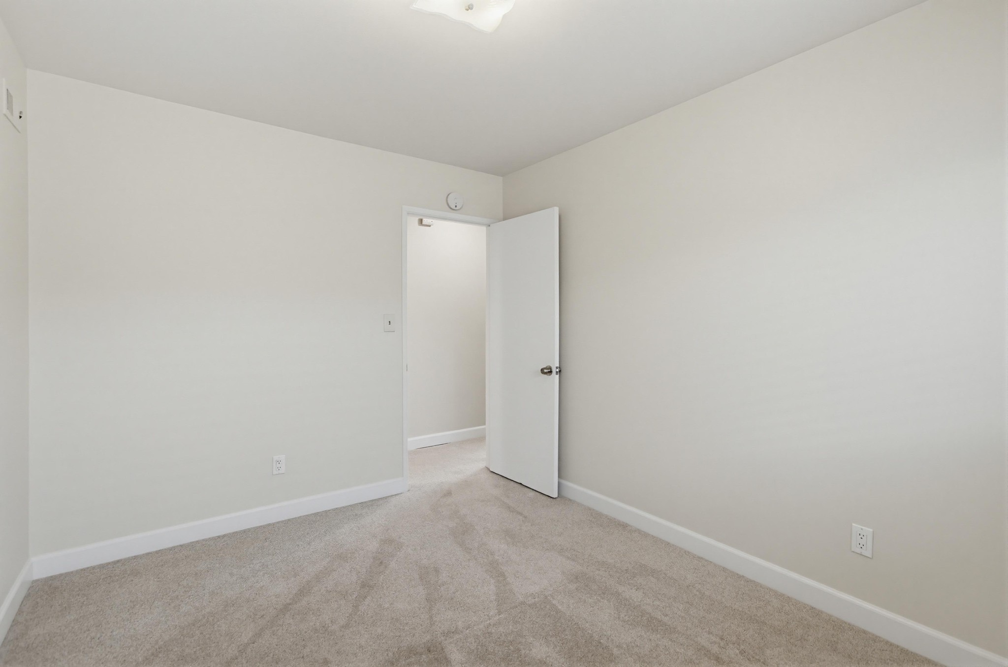 Virtual tour photo 30 of 53 for 4959 Mt Ashmun Dr