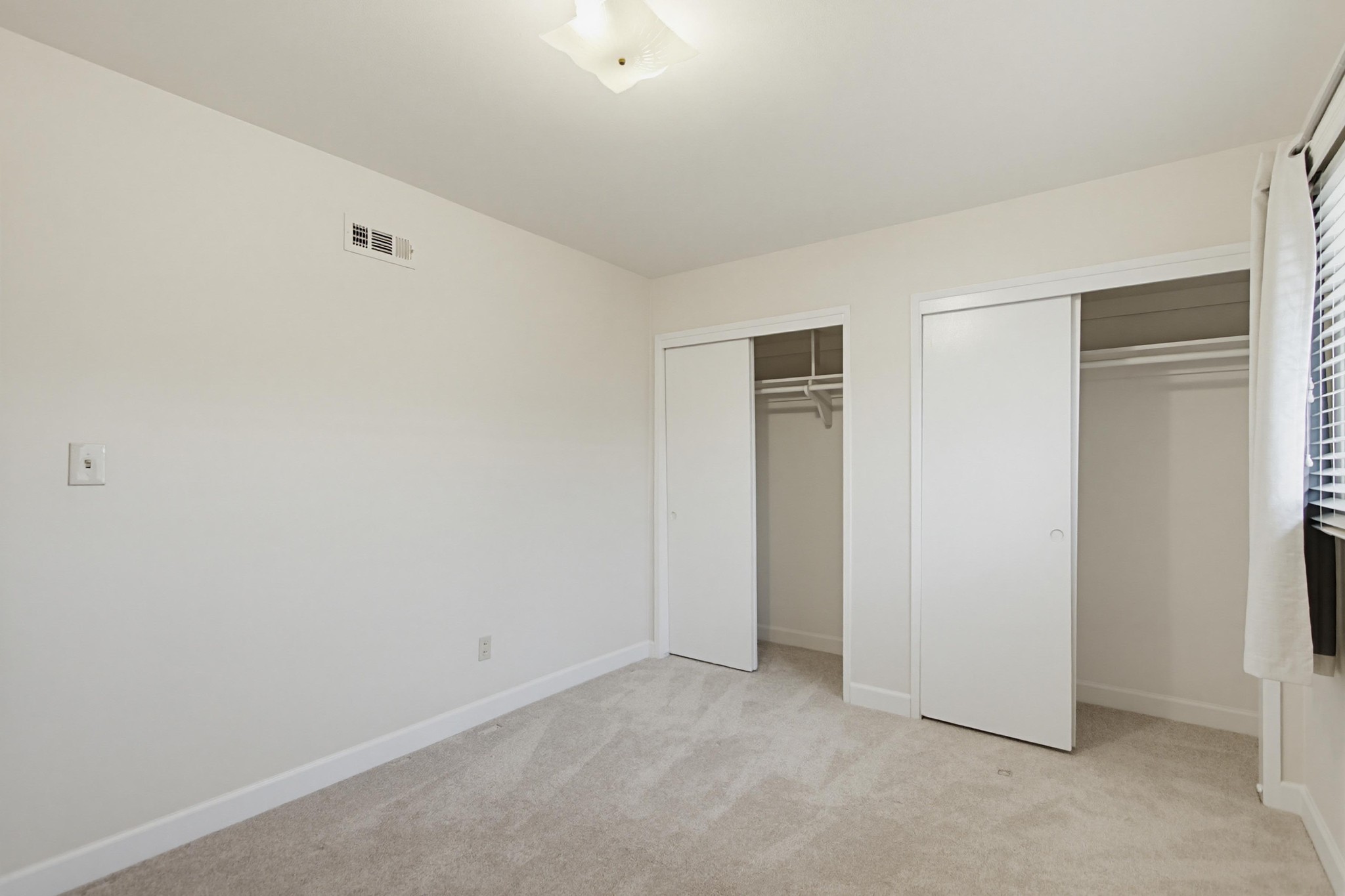 Virtual tour photo 32 of 53 for 4959 Mt Ashmun Dr