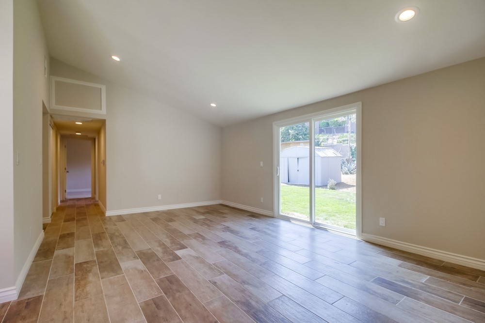 Virtual tour photo 10 of 33 for 4961 Manomet St