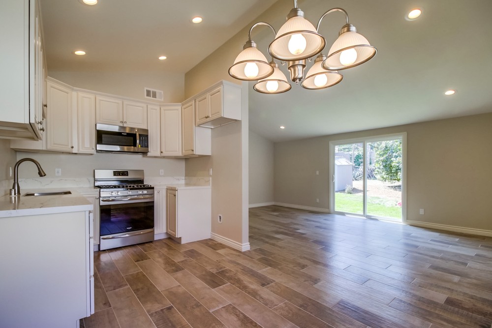 Virtual tour photo 12 of 33 for 4961 Manomet St
