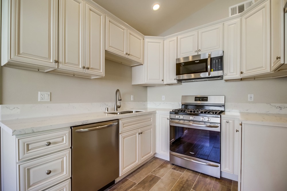 Virtual tour photo 13 of 33 for 4961 Manomet St