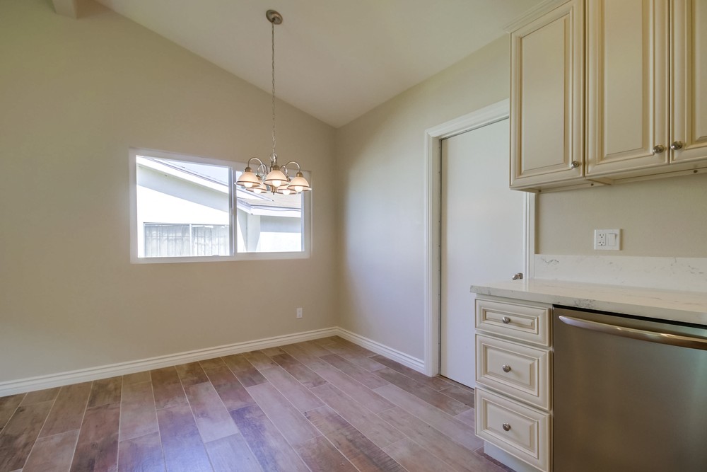 Virtual tour photo 15 of 33 for 4961 Manomet St