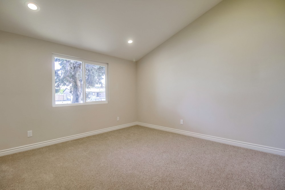 Virtual tour photo 17 of 33 for 4961 Manomet St