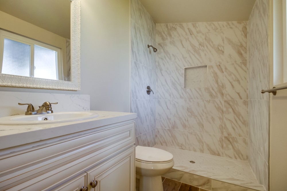 Virtual tour photo 20 of 33 for 4961 Manomet St