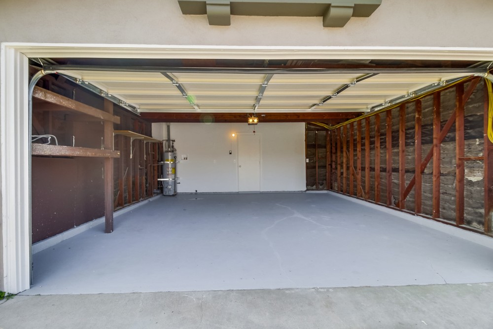 Virtual tour photo 26 of 33 for 4961 Manomet St