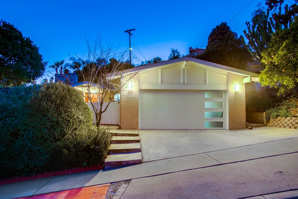Virtual tour photo 3 of 71 for 4962 San Joaquin Dr