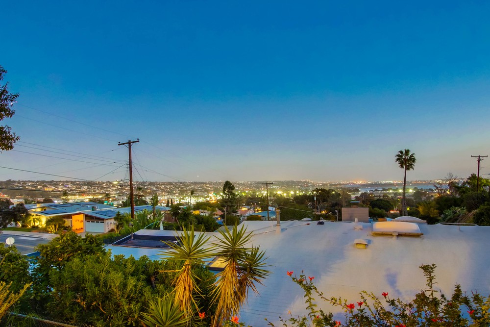 Virtual tour photo 15 of 71 for 4962 San Joaquin Dr