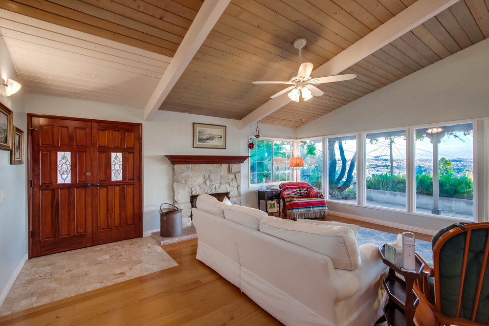 Virtual tour photo 20 of 71 for 4962 San Joaquin Dr