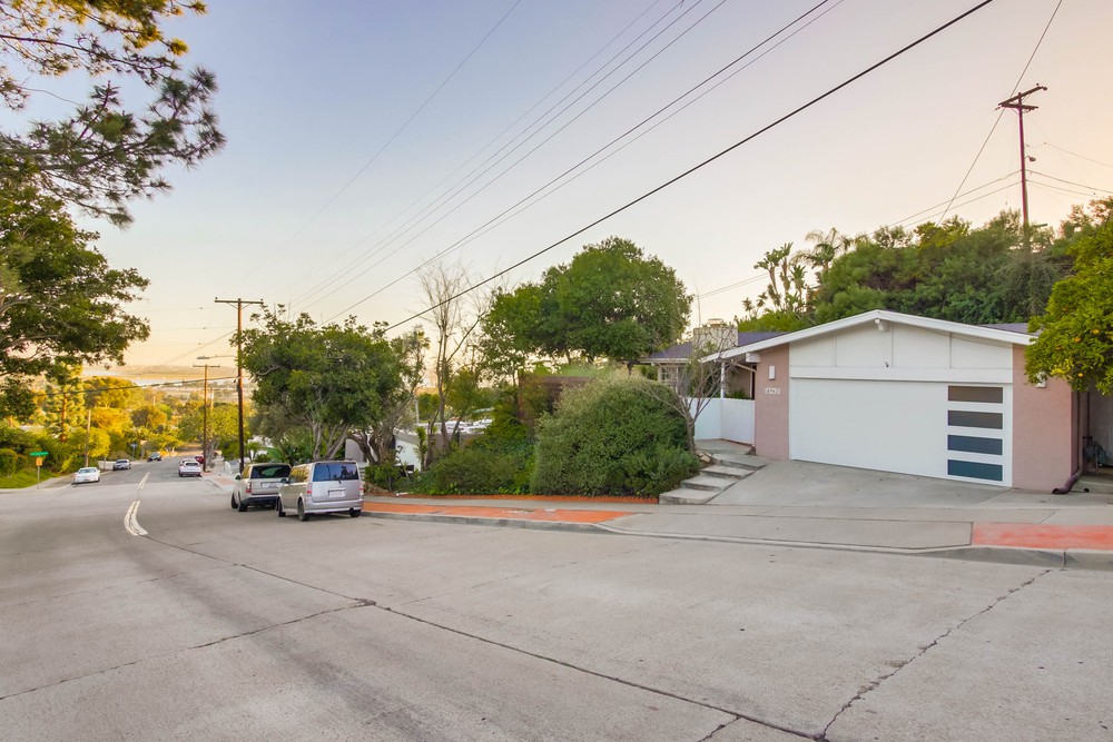 Virtual tour photo 52 of 71 for 4962 San Joaquin Dr