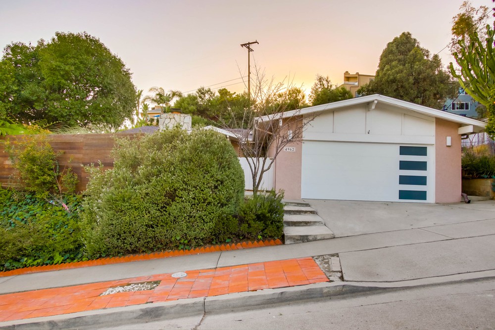 Virtual tour photo 53 of 71 for 4962 San Joaquin Dr
