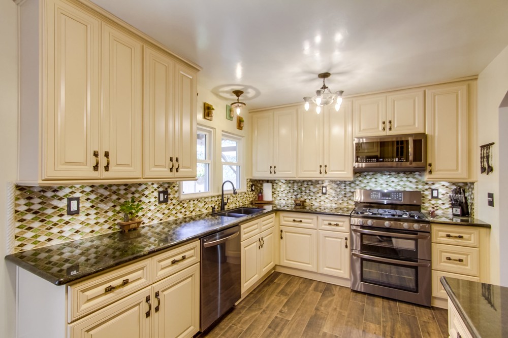 Virtual tour photo 17 of 28 for 4964 Canterbury Dr