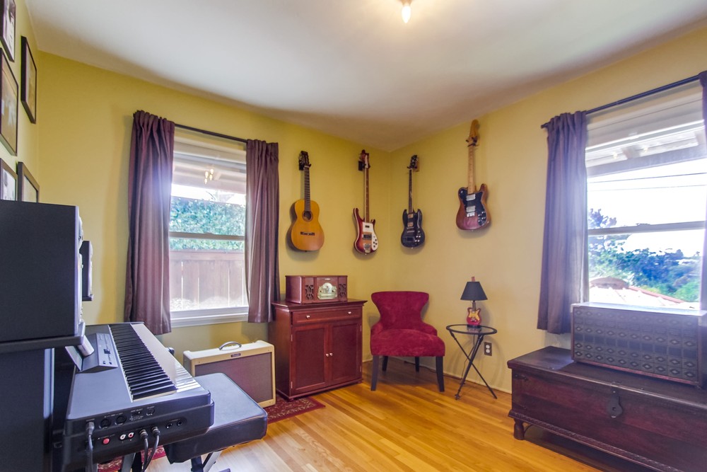 Virtual tour photo 20 of 28 for 4964 Canterbury Dr