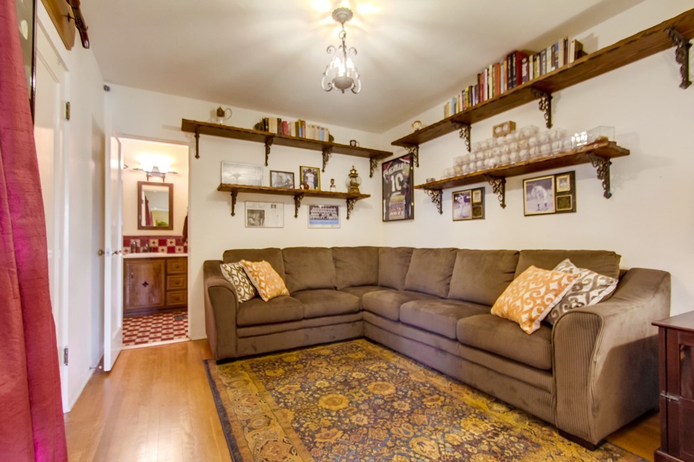 Virtual tour photo 26 of 28 for 4964 Canterbury Dr