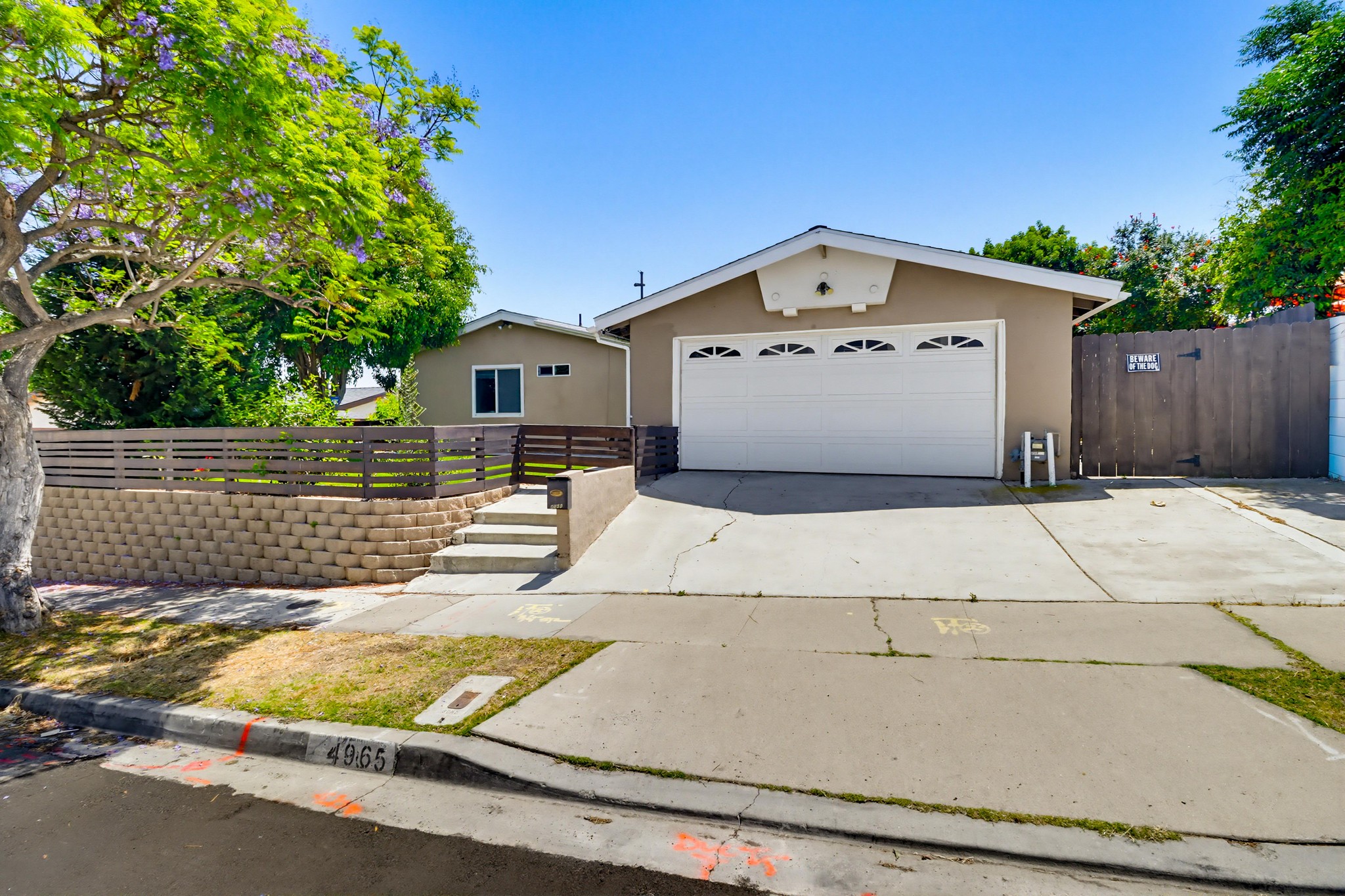 Virtual tour photo 3 of 48 for 4965 Ocean View Blvd