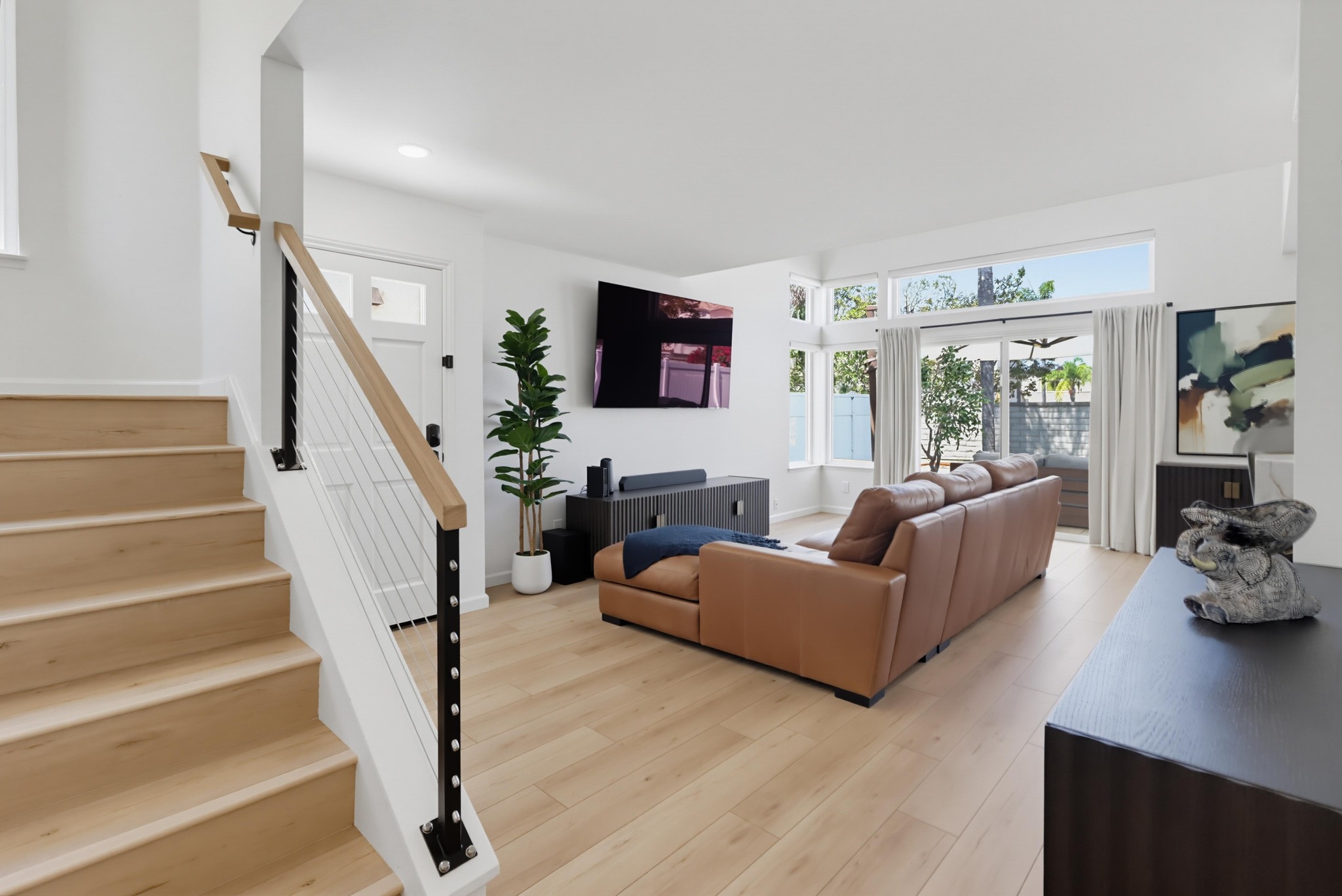 Virtual tour photo 7 of 53 for 4966 Corte Playa Palmera