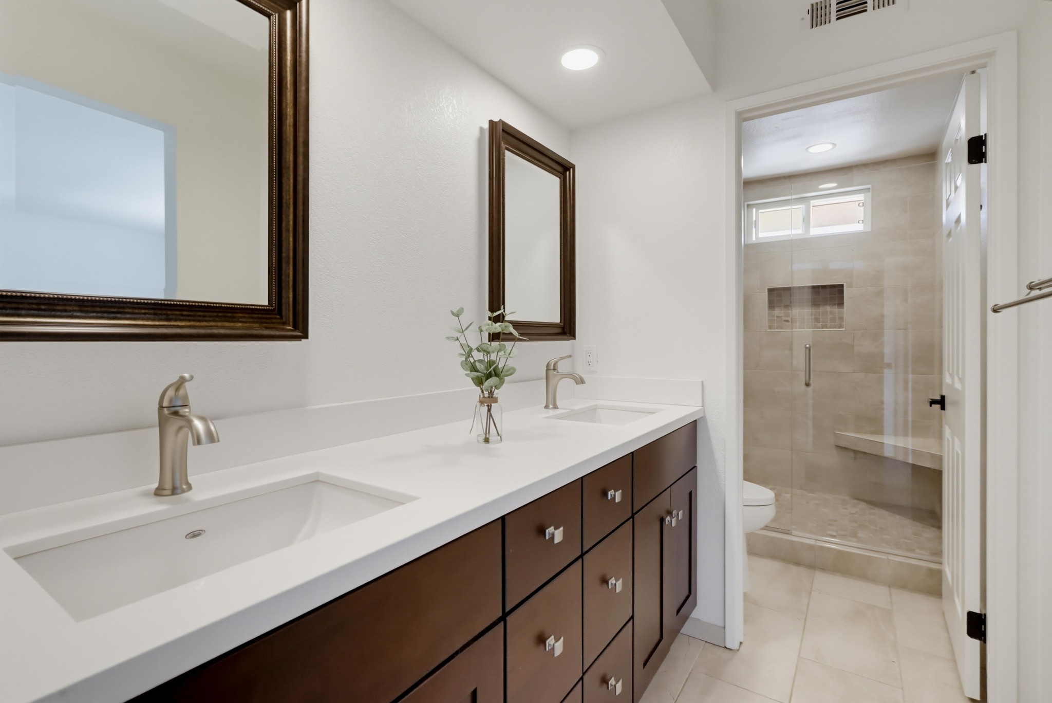 Virtual tour photo 35 of 53 for 4966 Corte Playa Palmera