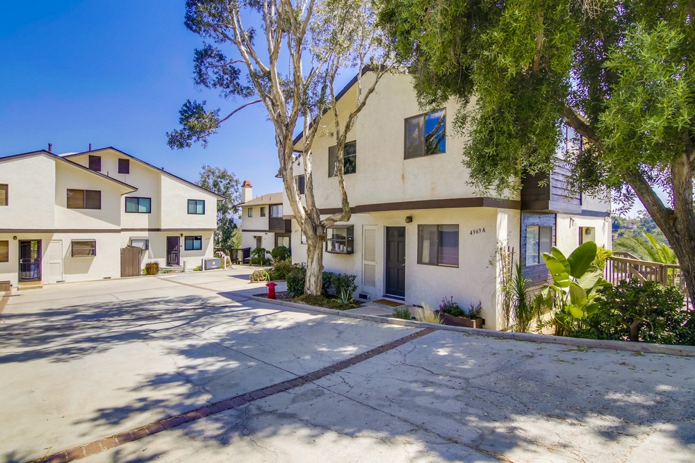 Virtual tour photo 4 of 45 for 4969 Vista Pl