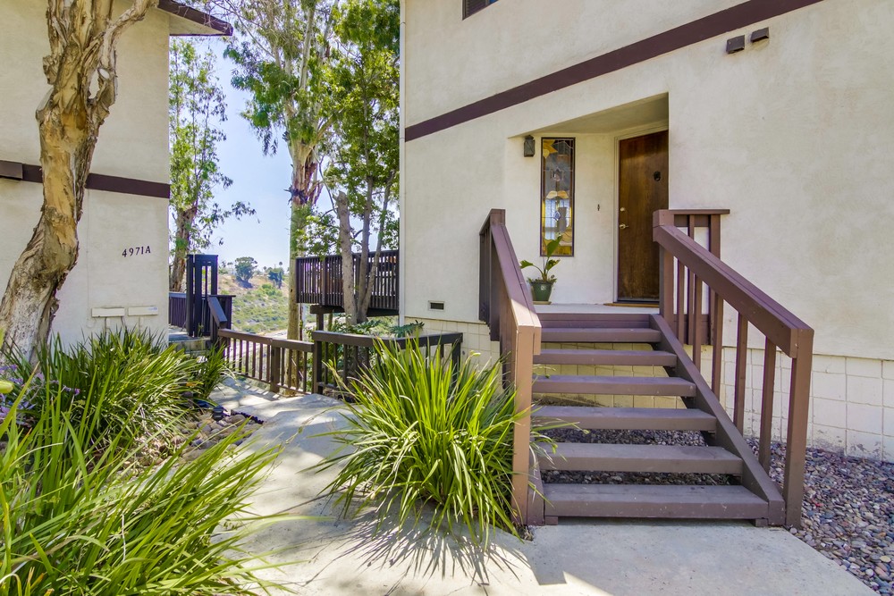 Virtual tour photo 5 of 45 for 4969 Vista Pl