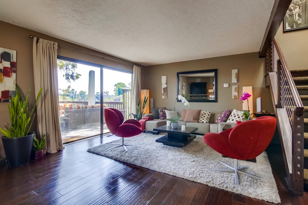 Virtual tour photo 7 of 45 for 4969 Vista Pl