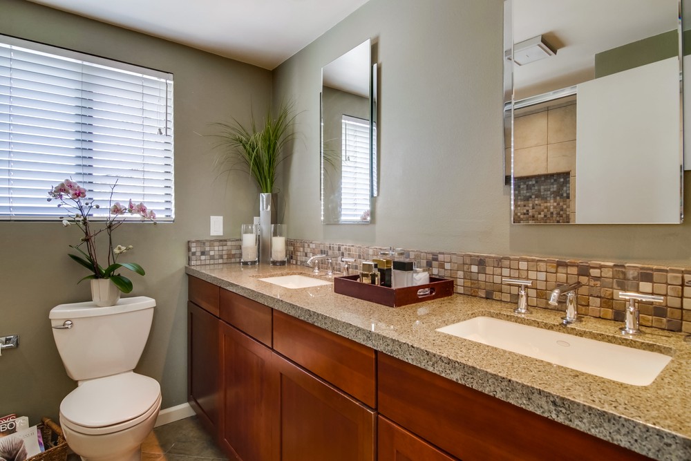 Virtual tour photo 38 of 45 for 4969 Vista Pl