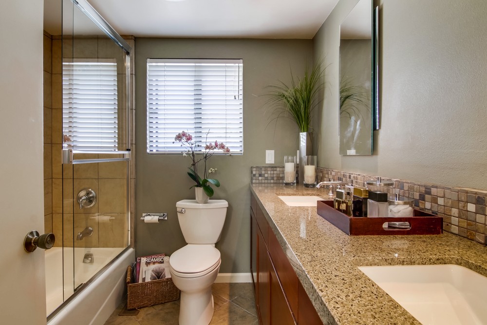 Virtual tour photo 39 of 45 for 4969 Vista Pl