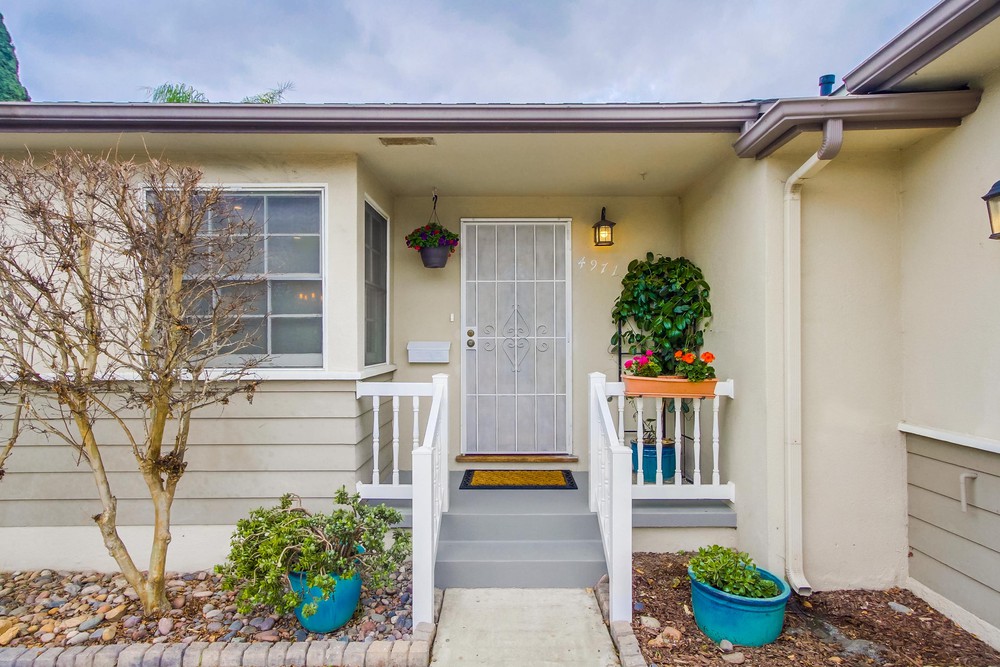 Virtual tour photo 7 of 60 for 4971 Twain Ave
