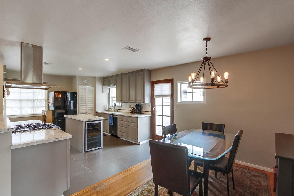 Virtual tour photo 14 of 60 for 4971 Twain Ave