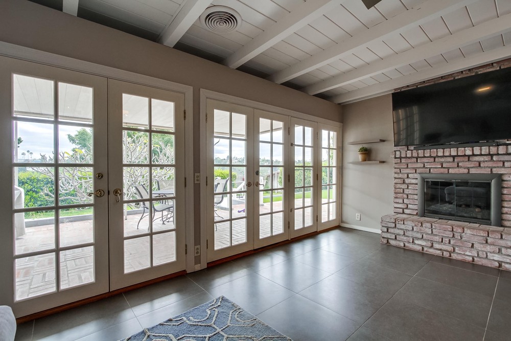 Virtual tour photo 25 of 60 for 4971 Twain Ave