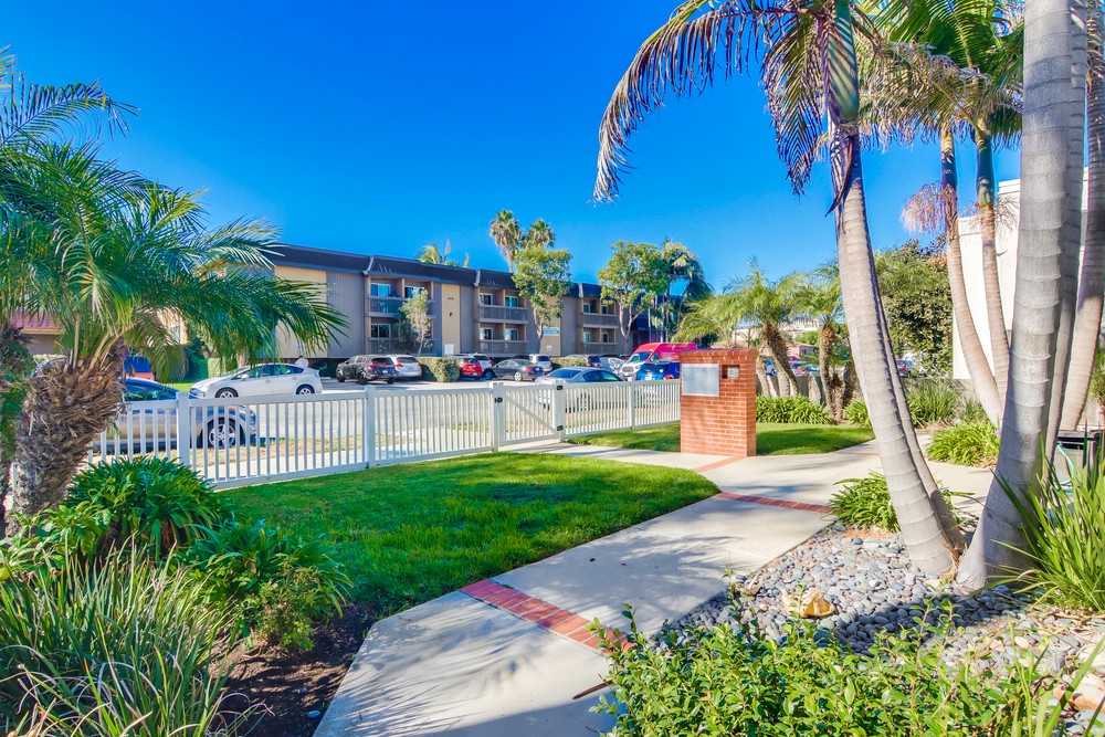 Virtual tour photo 6 of 40 for 4972 Del Monte Ave
