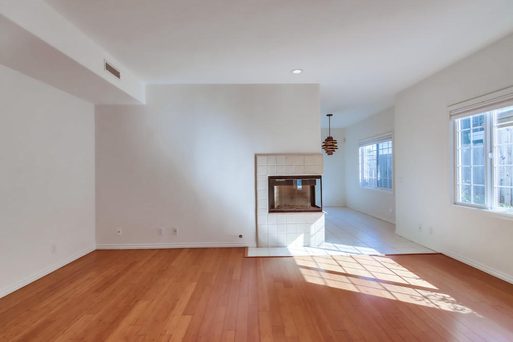 Virtual tour photo 18 of 40 for 4972 Del Monte Ave