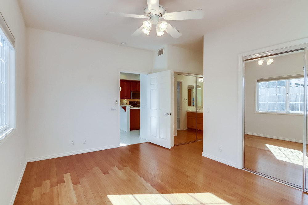 Virtual tour photo 24 of 40 for 4972 Del Monte Ave